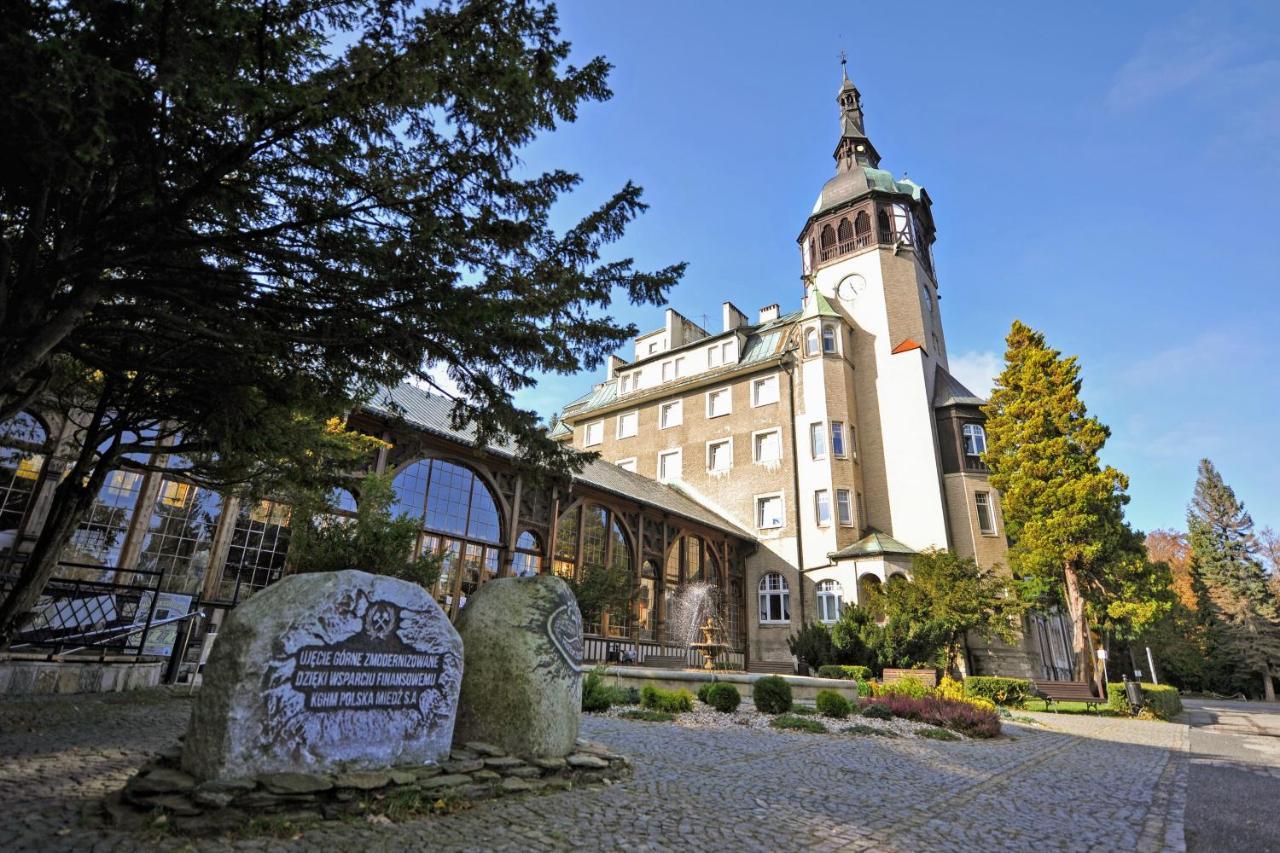 Dom Zdrojowy Hotell Świeradów-Zdrój Eksteriør bilde