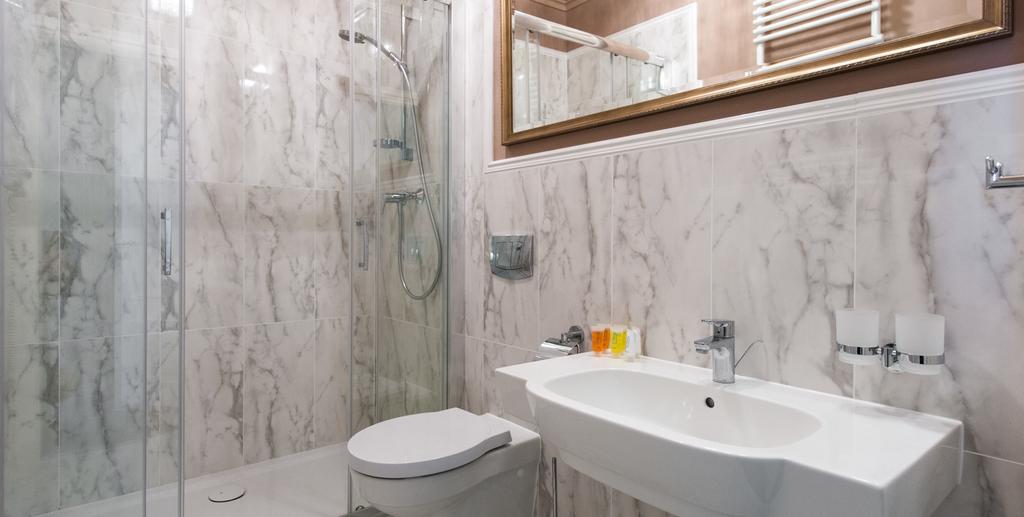 Dom Zdrojowy Hotell Świeradów-Zdrój Rom bilde