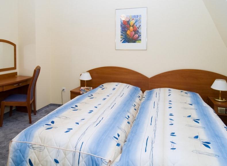 Dom Zdrojowy Hotell Świeradów-Zdrój Rom bilde
